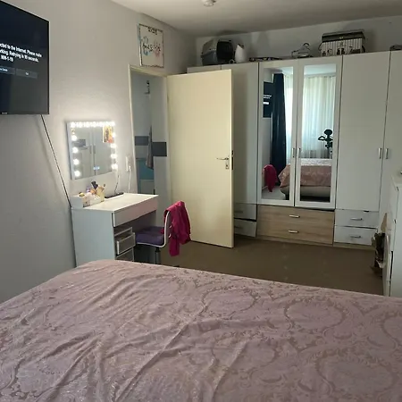 1 In Einer 2 Zu Vermieten Wg Lägenhet Berlin