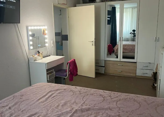 1 In Einer 2 Zu Vermieten Wg Apartament Berlin