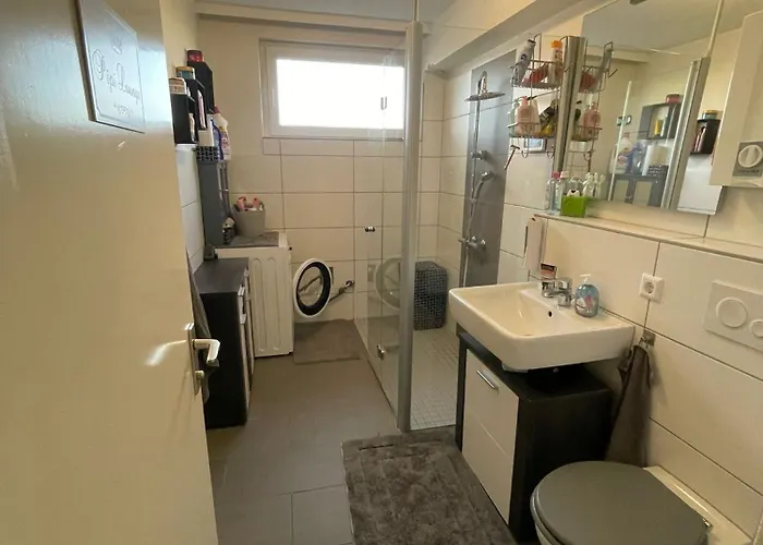 1 In Einer 2 Zu Vermieten Wg